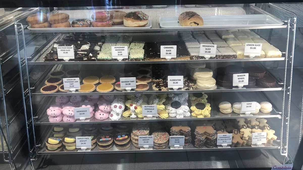 Cooplands – bakery in Coningsby town centre
